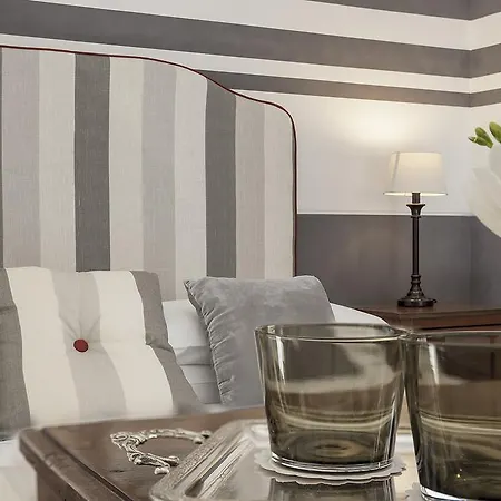 All'orologio Bed and Breakfast 4*