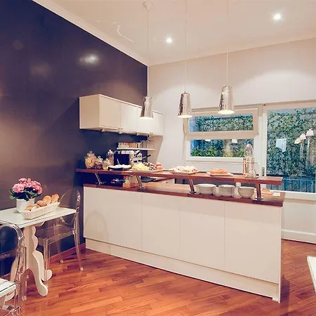 Bed & Breakfast All'orologio Roma