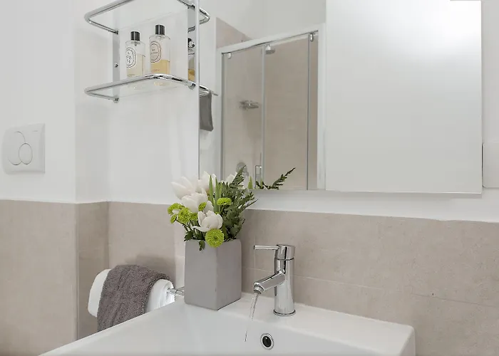 Bed & Breakfast All'orologio Rom