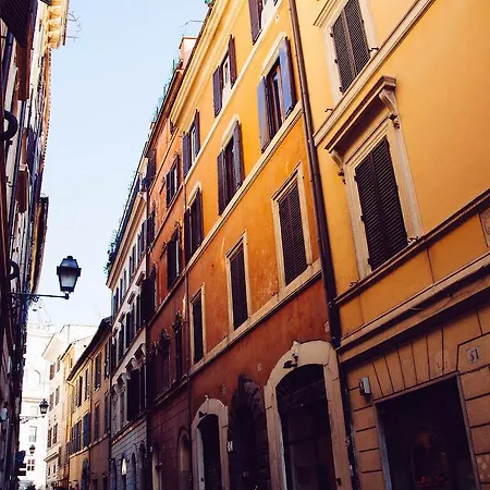 Oda ve Kahvaltı All'orologio 4*