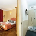 All'orologio Bed & Breakfast Rome