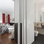 Bed & Breakfast All'orologio 4*